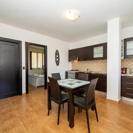 Apartment Bouganville